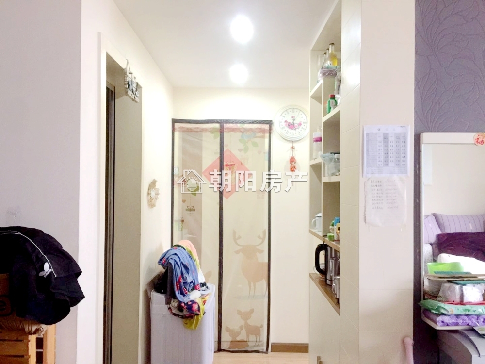 优山美地 82平 西向两居 学区房 交通便利 满两年 普装
