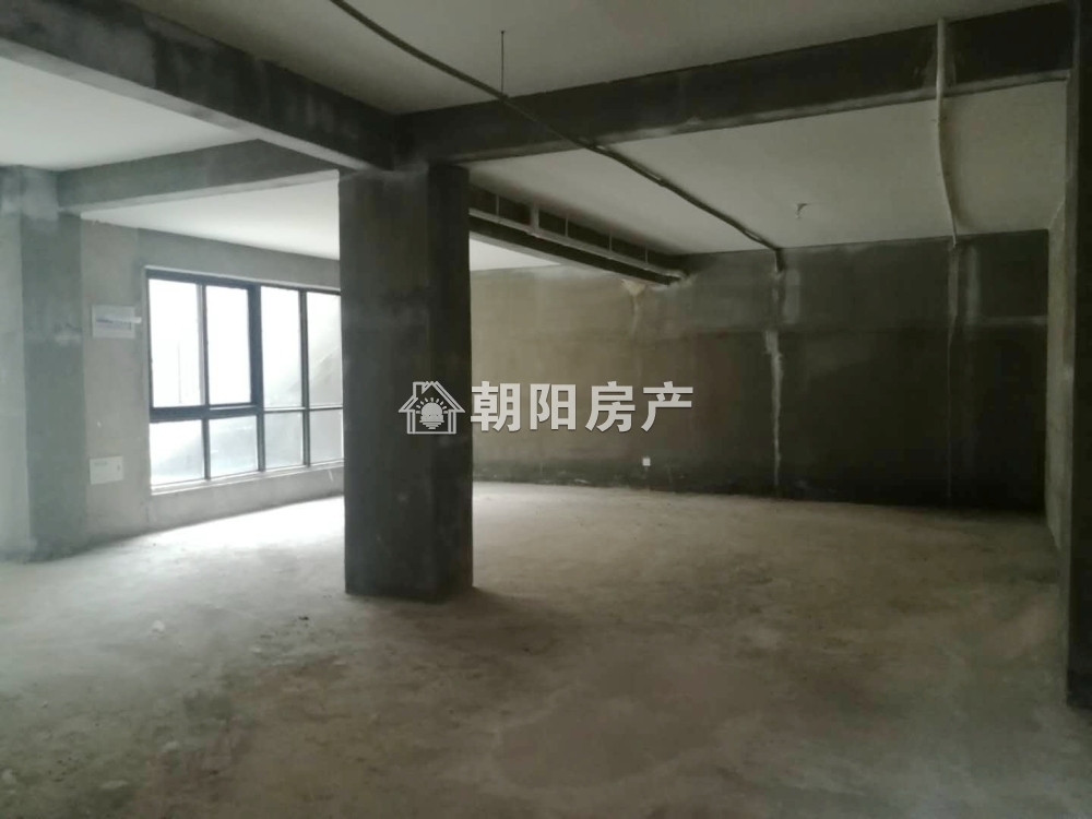 泉山湖龙湾 179平 南向四室叠墅 满两年 学区房免税