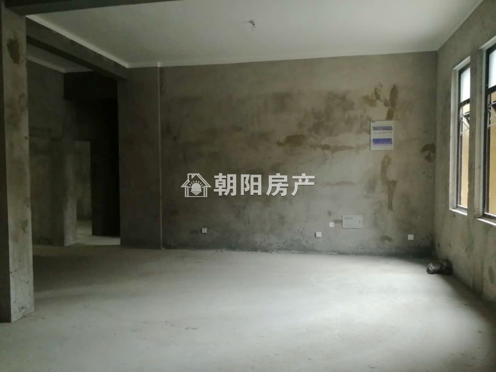 泉山湖龙湾 179平 南向四室叠墅 满两年 学区房免税