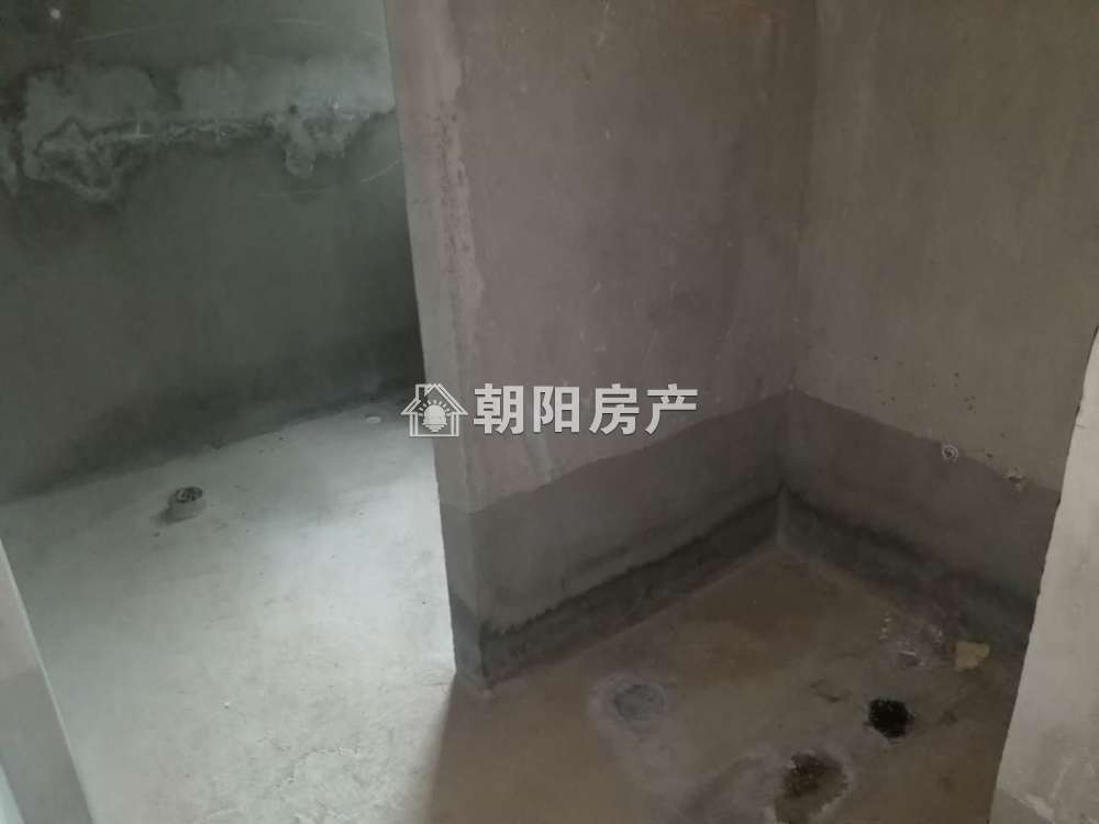 泉山湖龙湾 179平 南向四室叠墅 满两年 学区房免税