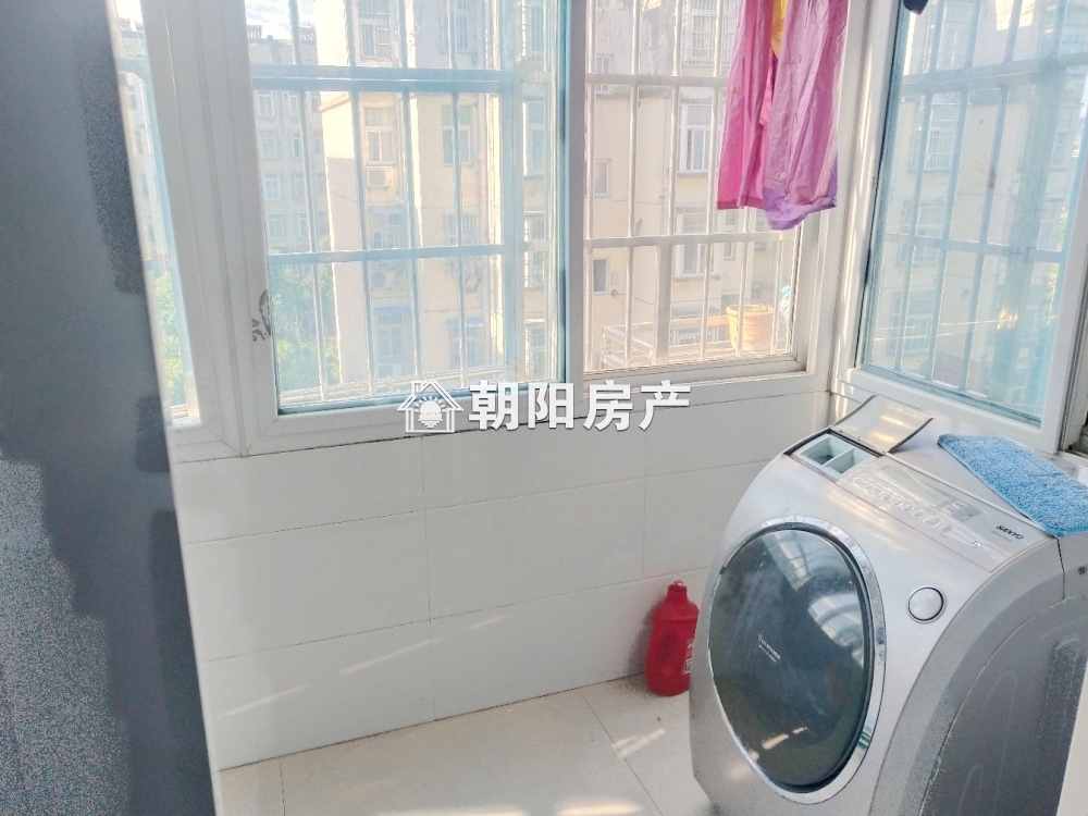 兰亭小区 69平 朝南精装两居 满两年 学区房 2681元/平