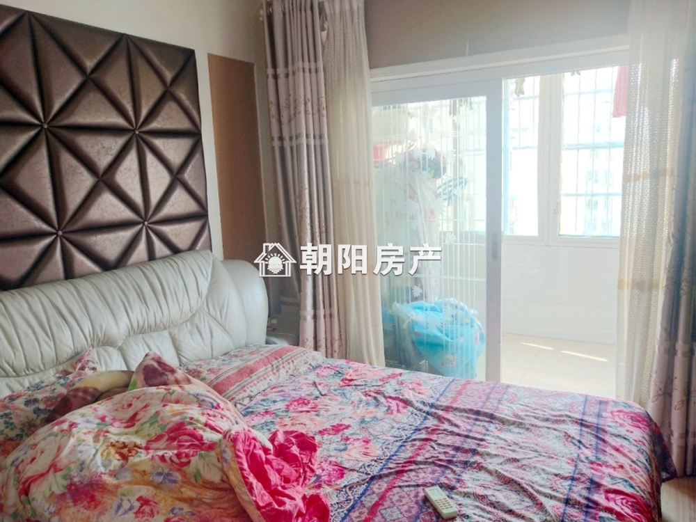 兰亭小区 69平 朝南精装两居 满两年 学区房 2681元/平