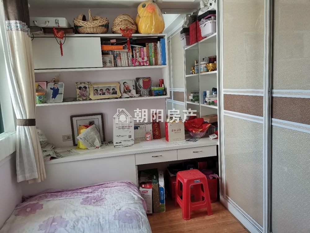 东方丽景 118平 南向精装三室 满两年 学区房 免税