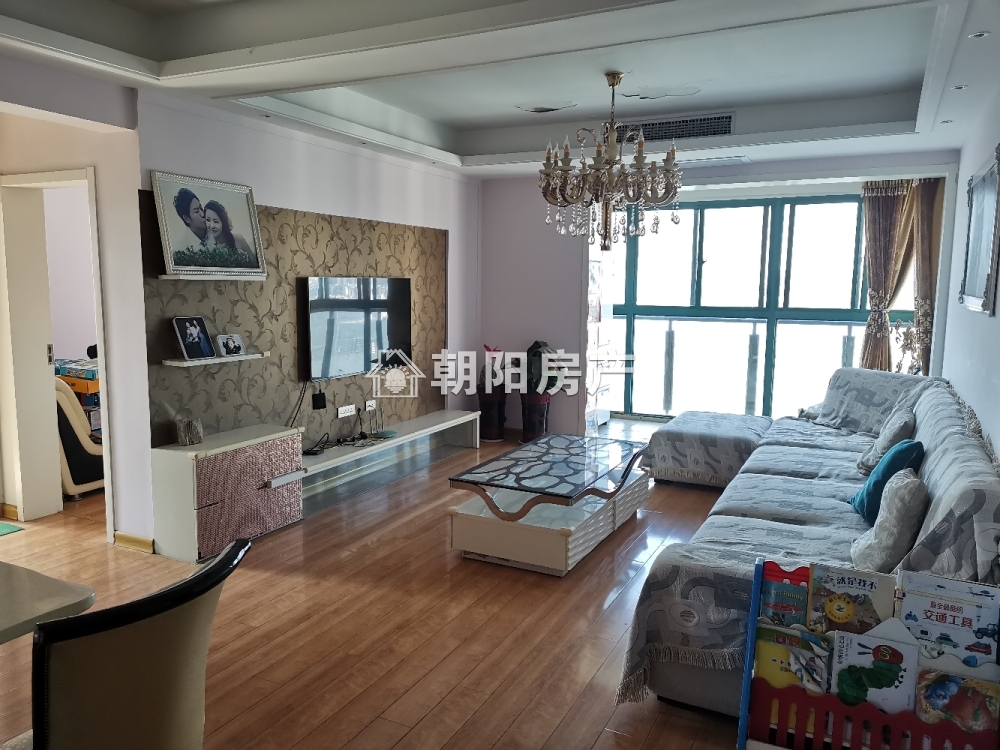 东方丽景 118平 南向精装三室 满两年 学区房 免税