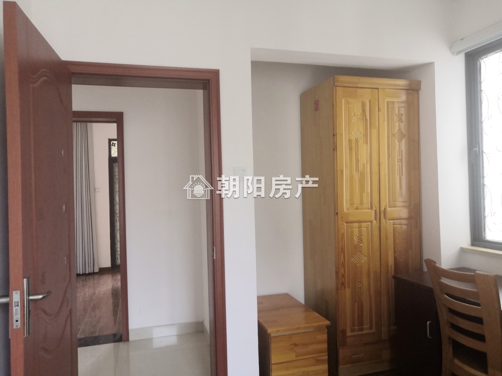 西湖春天 96平 南向三室精装 学区配套齐全
