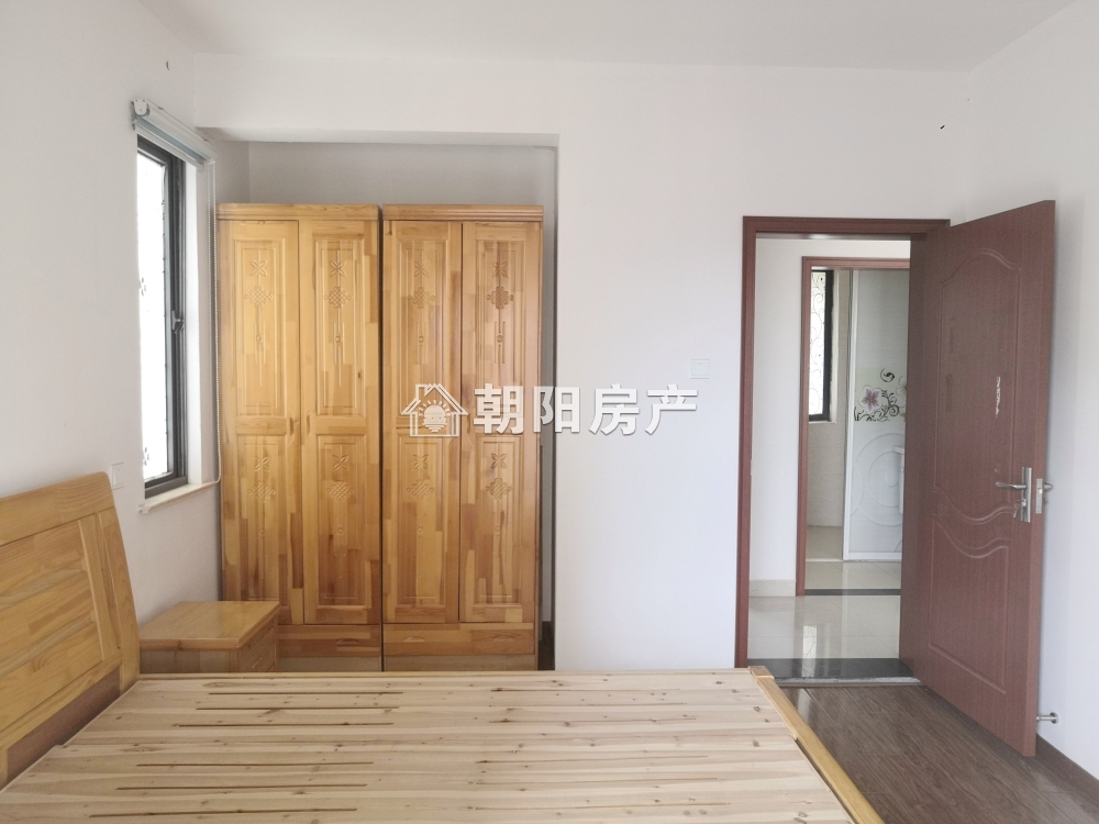 西湖春天 96平 南向三室精装 学区配套齐全