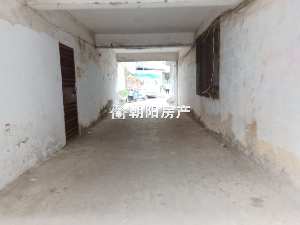 印机厂家属楼 87平 南向两室 交通便利 学区房 随时看房
