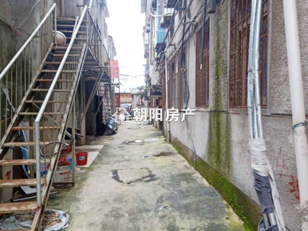 印机厂家属楼 87平 南向两室 交通便利 学区房 随时看房