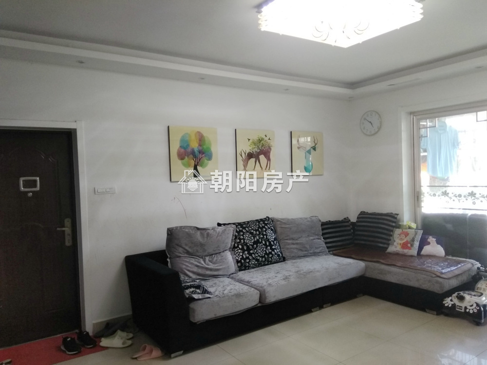 惠利江陈新村 96平 朝南两居 学区房 交通便利