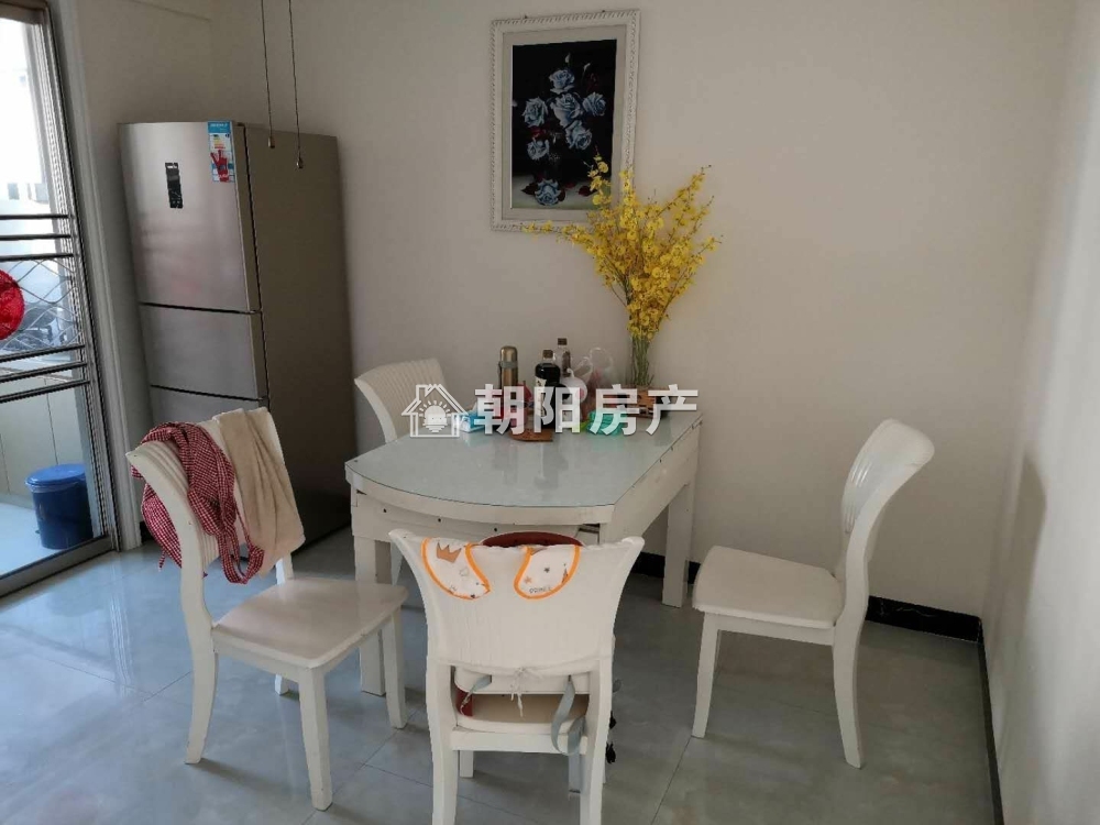 金地月伴湾 111平 南向精装三室 满两年 交通便利