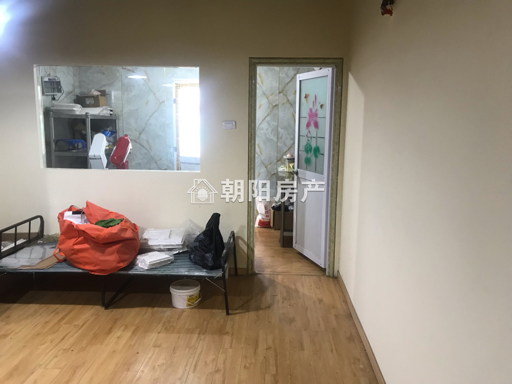 金地国际城 88平 临街商铺 优质地段 人流密集