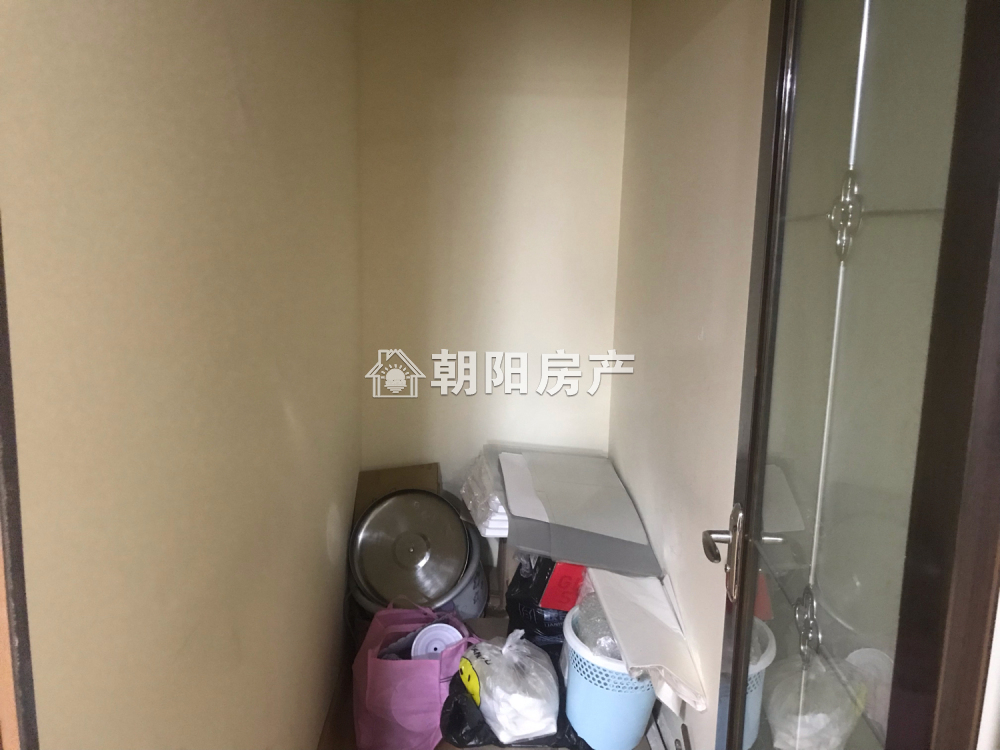 金地国际城 88平 临街商铺 优质地段 人流密集