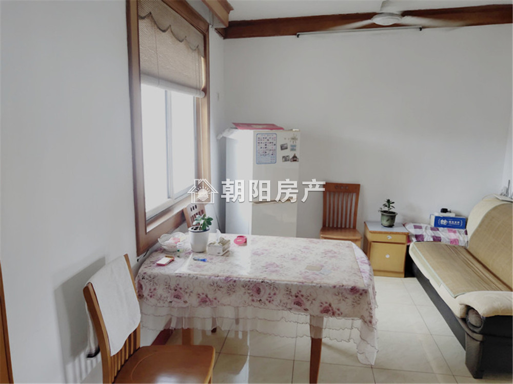 金港家园 70平 南向两居 2713元/平 学区房配套齐全