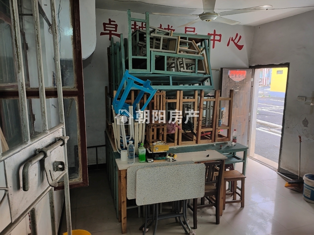 白云小区 50平 南向两室一厅 交通便利 简装出租