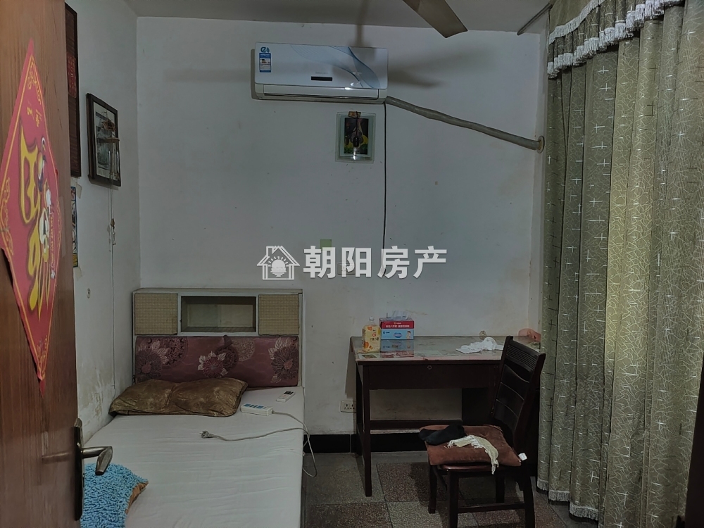 白云小区 50平 南向两室一厅 交通便利 简装出租
