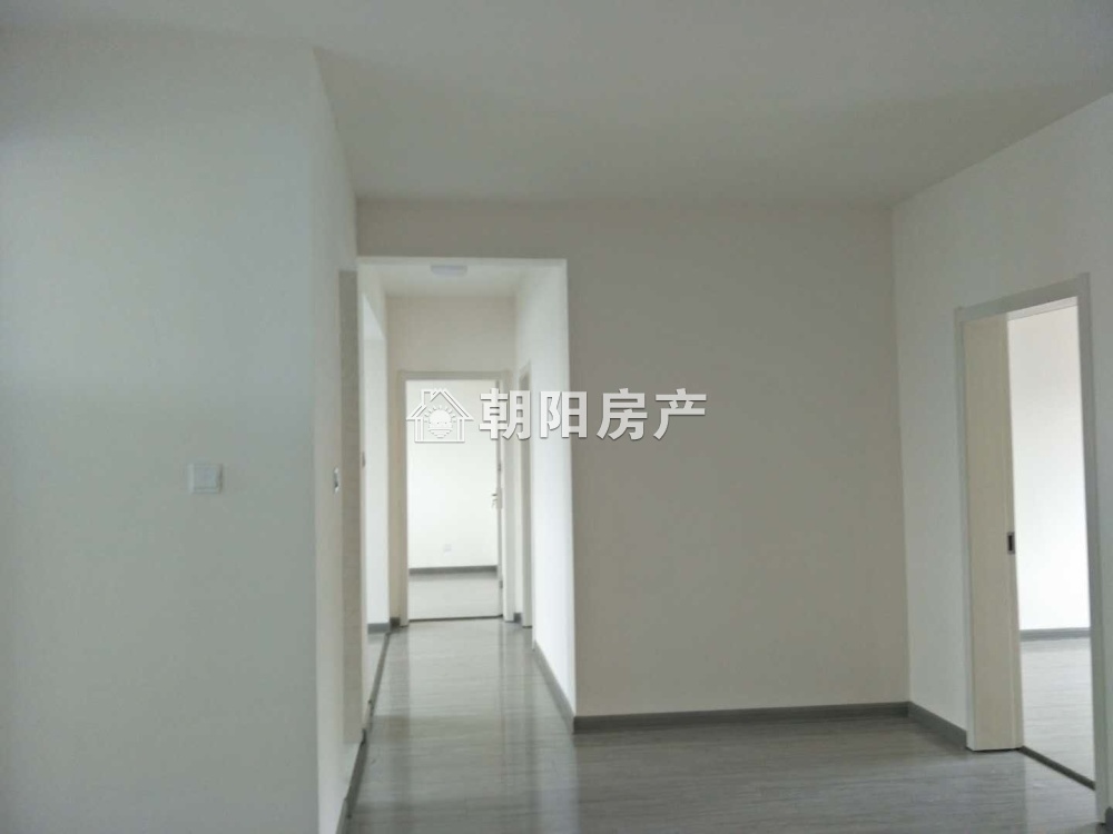 南山院 120平 朝南四室洋房 学区交通便利 随时看房