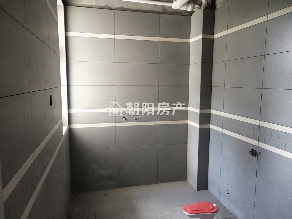 玺园 111平 南向三居 毛坯 学区房交通便利