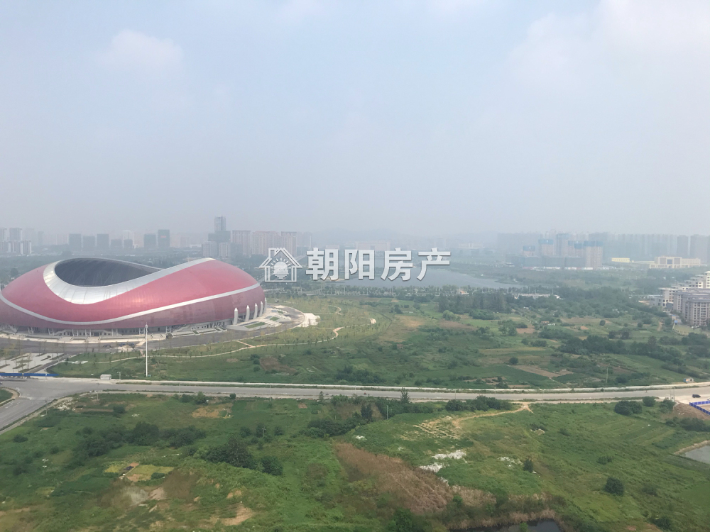 艺山南 146平 南向大三居 满两年 交通便利