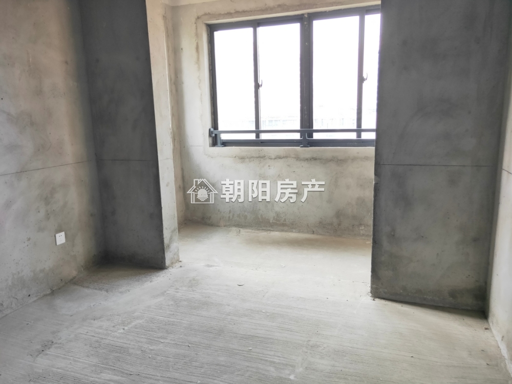金地天悦 125平 南向三居 毛坯 学区房 交通便利