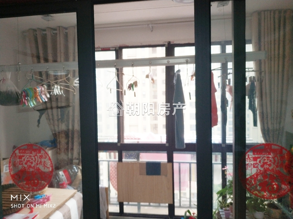绿茵里 126平 精装三居 南向采光 交通便利 学区房