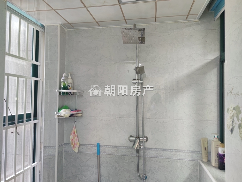 鸿朗阳光城 85平 精装朝南两室 交通便利 低总价