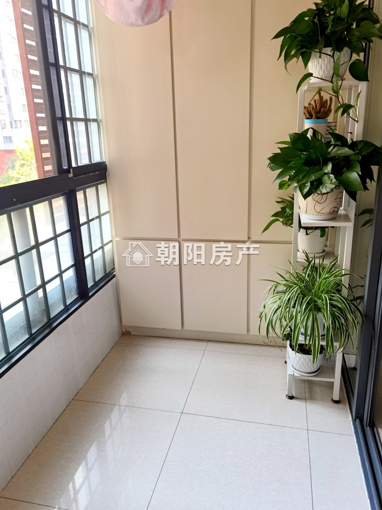 淮河新城二期 118平 精装三室朝南 满两年 学区房 交通便利