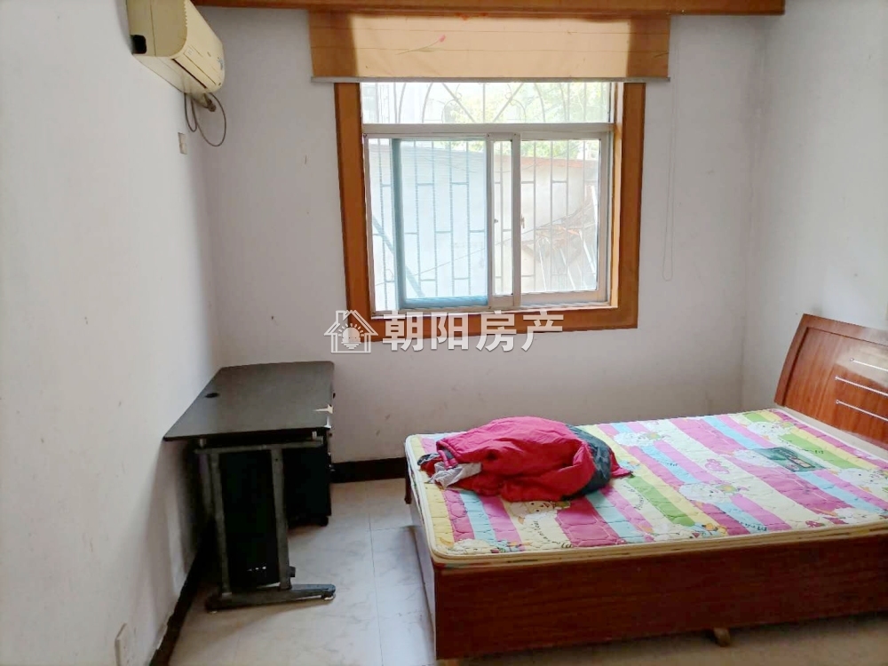淮南师范家属楼 90平 南向三室一厅 满两年 交通便利