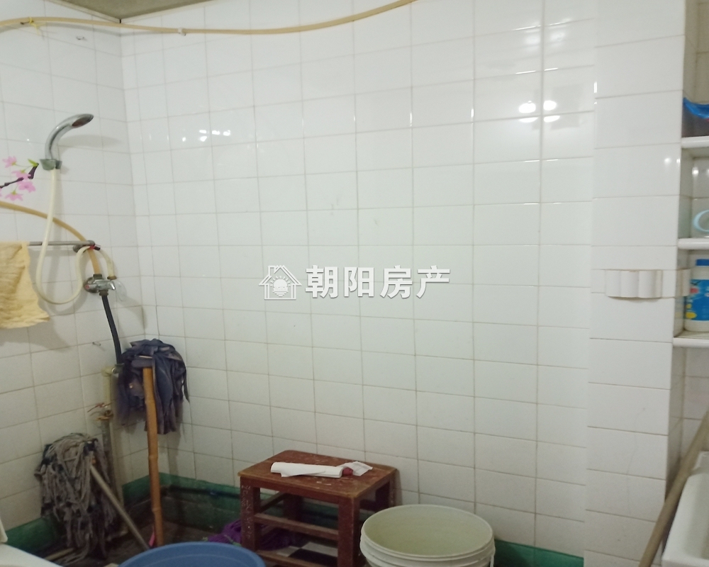 团结巷 73平 南向两室简装 学区房 交通便利