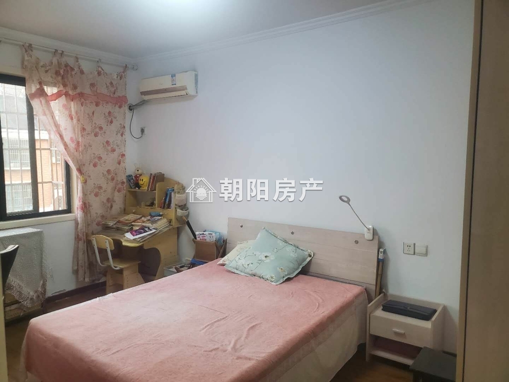 惠利中都二期 117平 南向三室二厅 精装 满两年 学区房