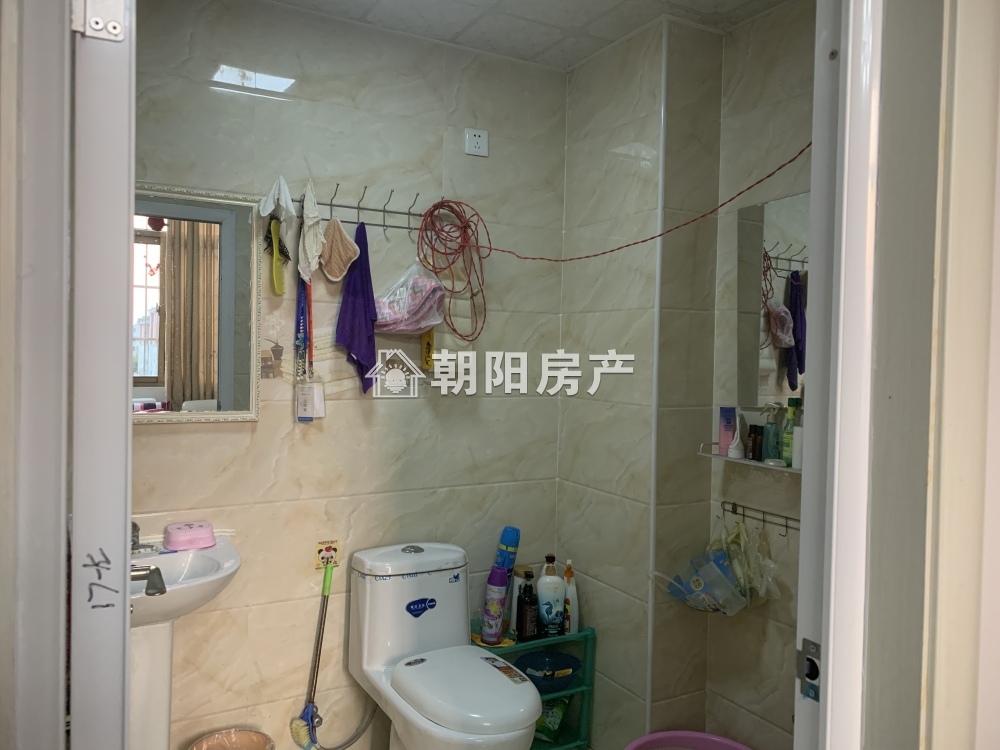 中环国际 48平 精装一室 满两年 学区房 交通便利