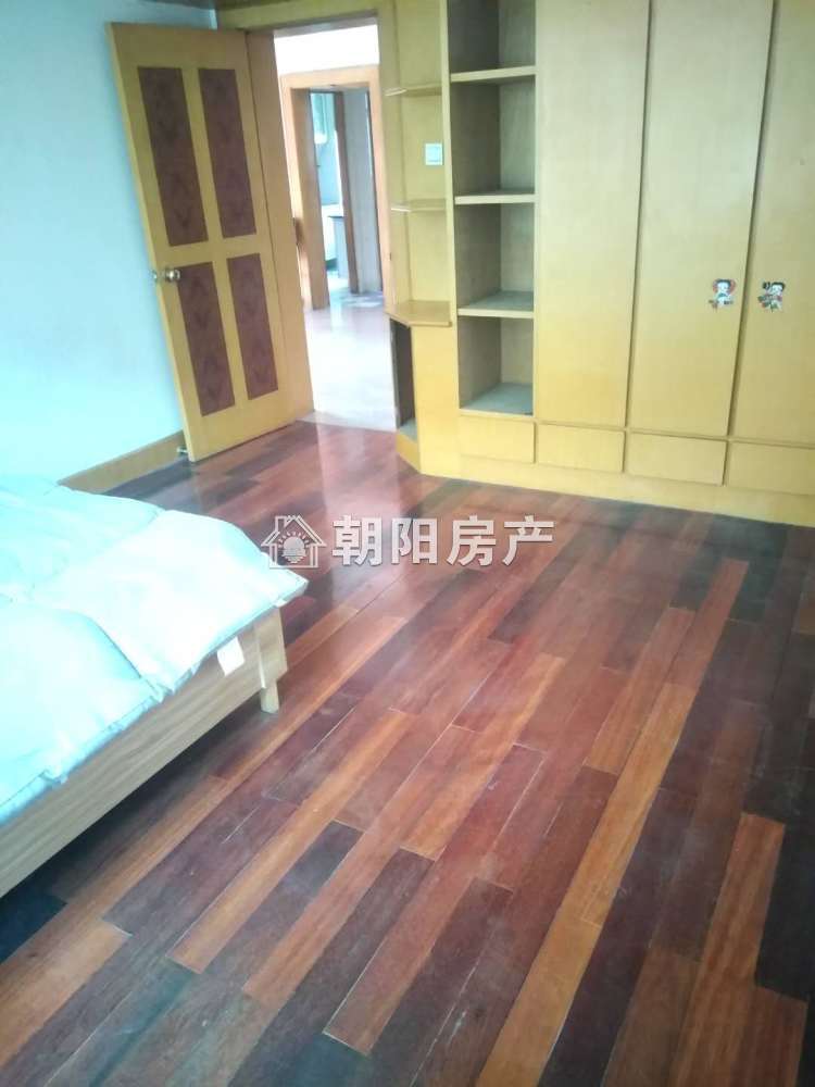 柏郢小区 86平 朝南两居 普装 随时看房