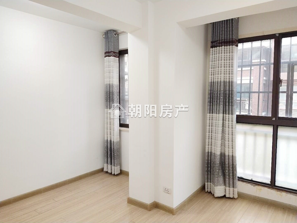 瀚城二期 85平 精装南向两室 满两年 学区房 交通便利
