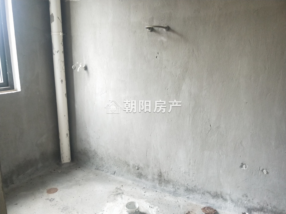 泉山湖公园里 123平 南向三居 学区房 单价6156元/平