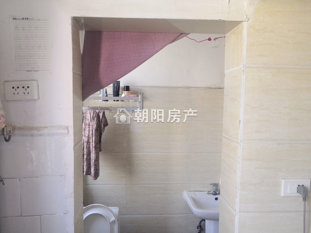 前锋一村 54平 南向两室 满两年 学区房 配套齐全