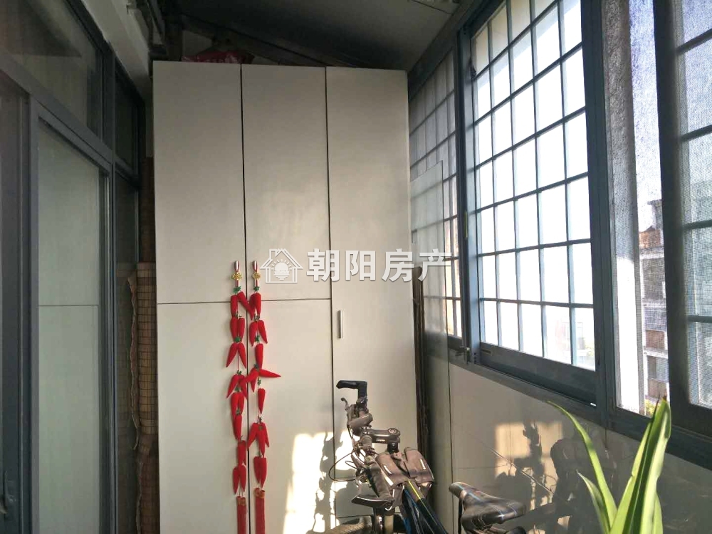 淮河新城一期 115平 精装朝南三室 满两年 交通便利