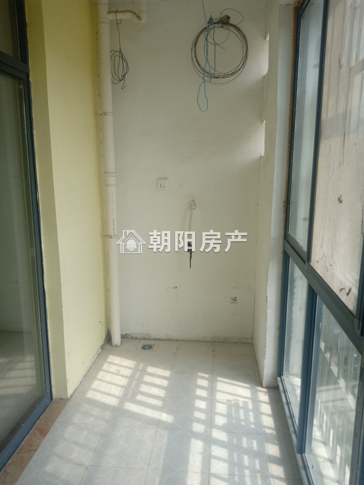 香樟苑四期 100平 南向三居 简装 满五唯一 单价3150元/平