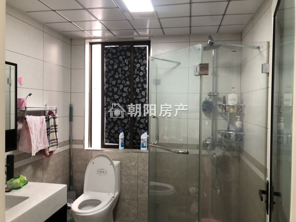 朝阳帝堡 124平 南向豪装三居 满两年 学区房