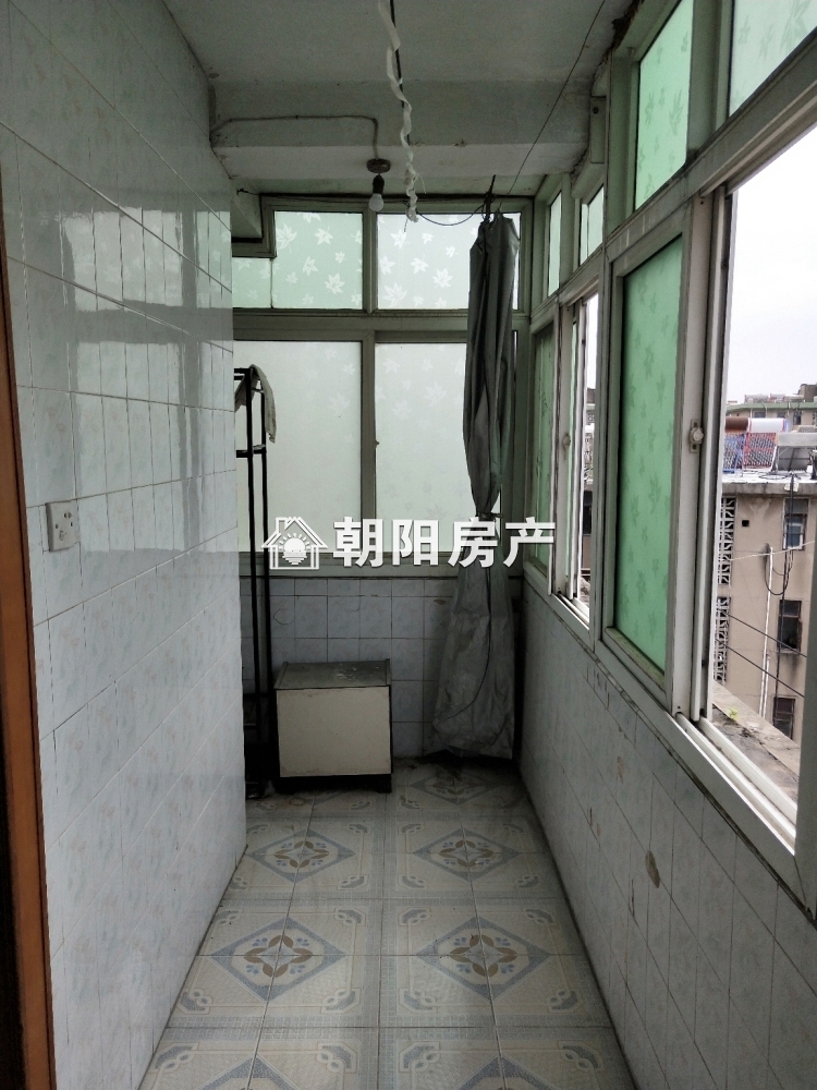 白云小区 56平 南向两室简装 满两年 采光好