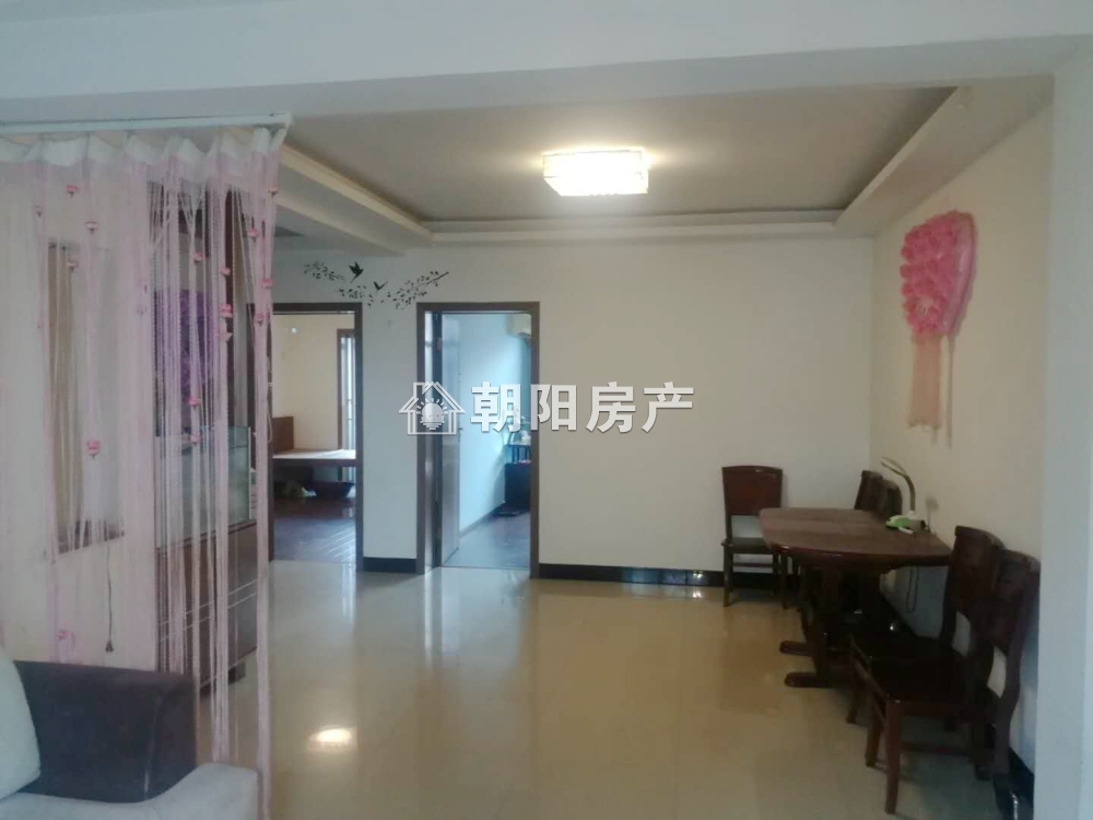 城建大院 93平 南向两室 满两年 单价2792元