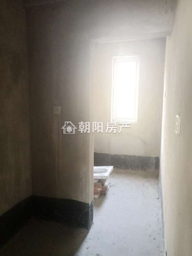 半山观邸三室二厅毛坯急售