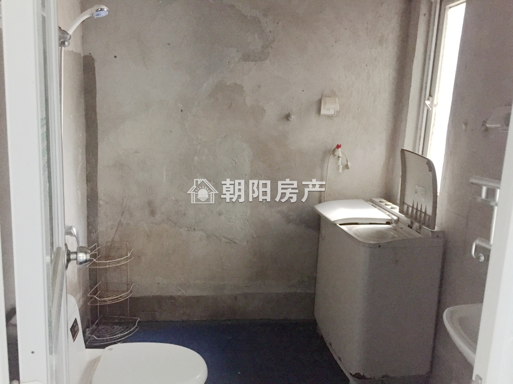 金地滟澜山 107平 南向三室 洋房 满两年 学区交通便利