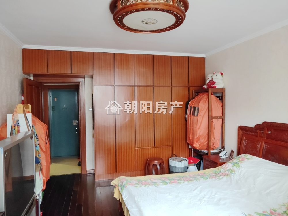 裕康花园 123平 朝南三居 满两年 学区房 交通便利