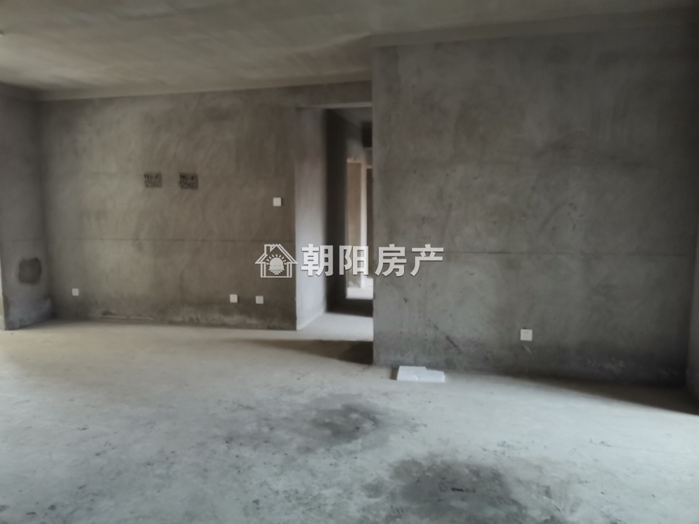 金地天悦 125平 南向四室 学区房 交通便利 5734元/平