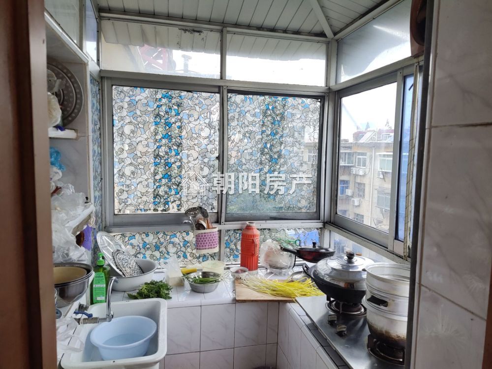 龙眼村 72平 南向两居 学区房 满两年 采光好