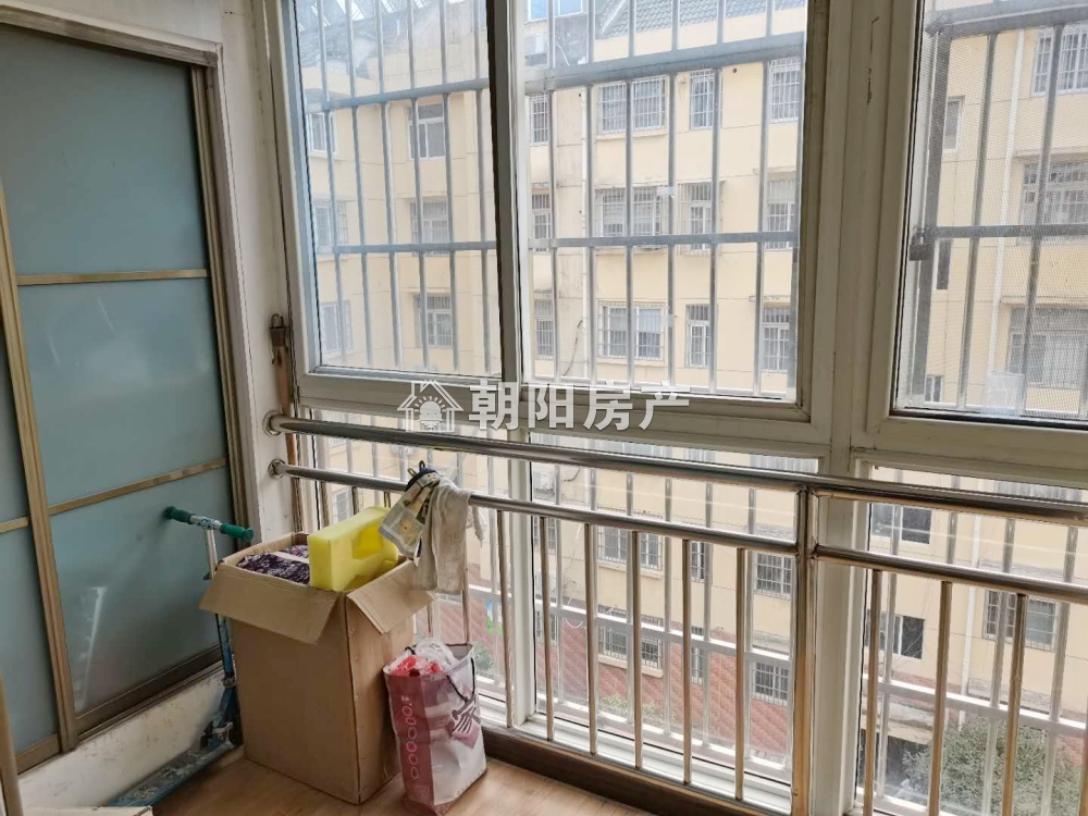 金茂阳光花园 117平 南向双阳台精装 交通便利 纯多层稀缺