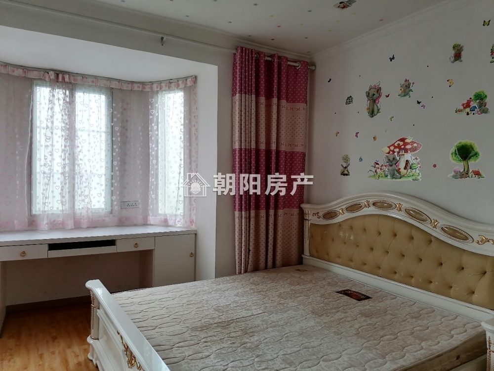 书香茗苑 141平 南向精装三室 满五唯一 学区交通便利