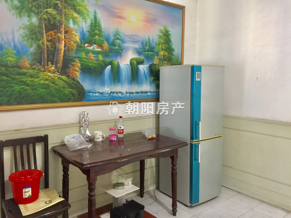 东苑法院 64平 南向两居 满两年 交通便利 学区房