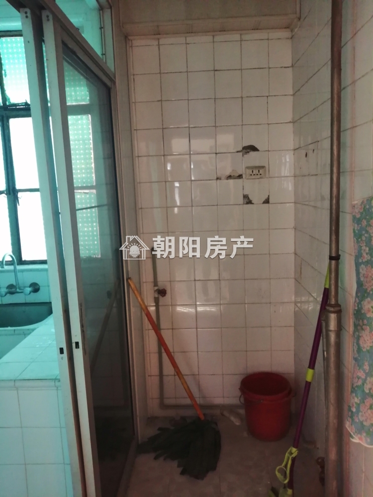 正发小区 70平 全南向两室一厅 急抛房 简装