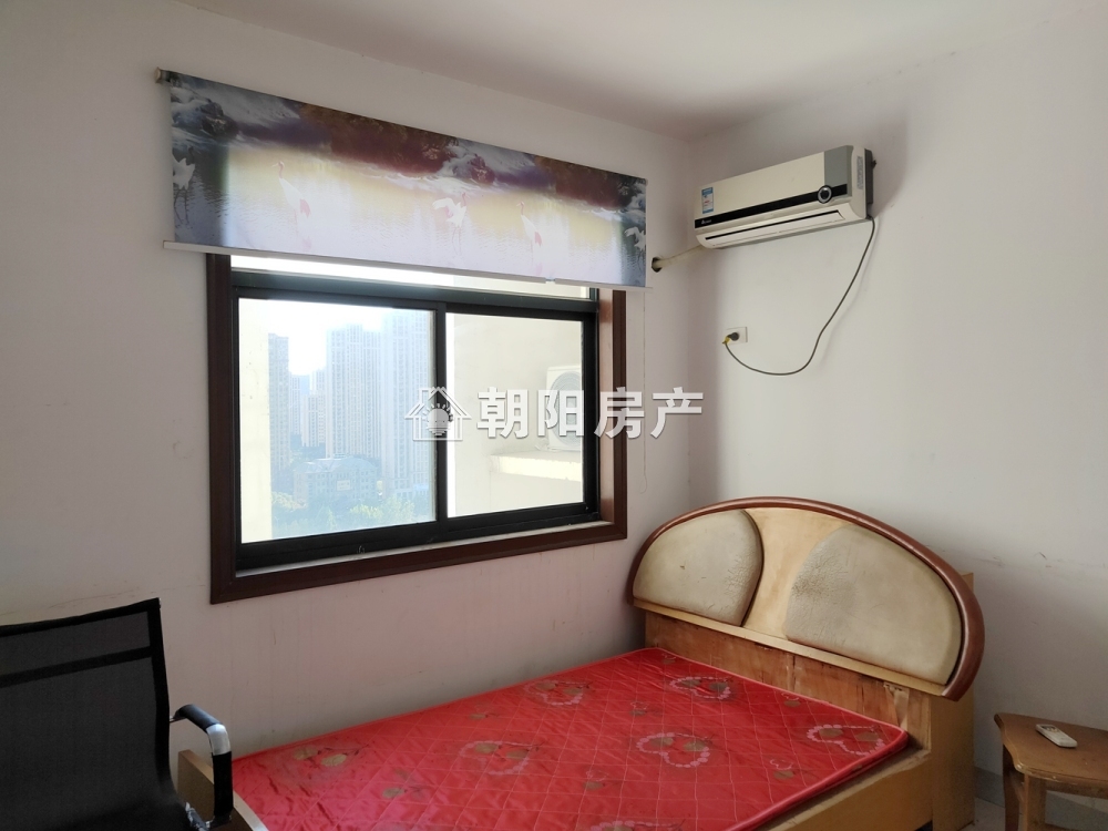 东方丽景 118平 南向三室一卫 满两年 交通便利 4153元/平