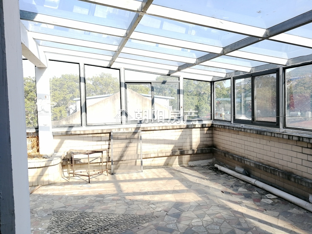 矿内村 161平 南向四室 满两年 单价3839元/平